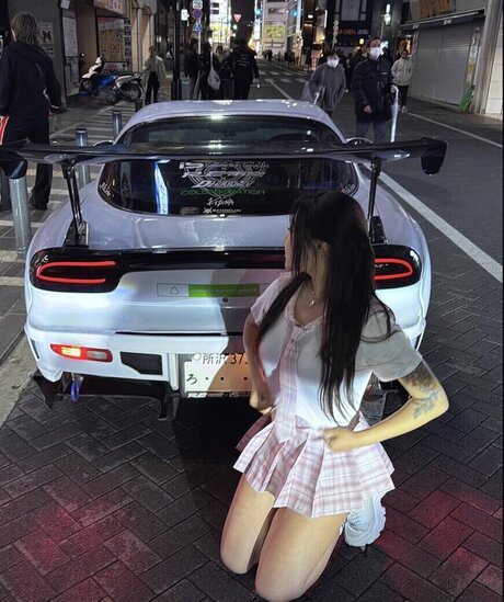 Hanavocado model sexy pic