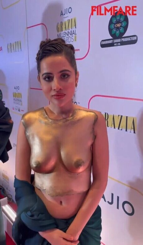 Urfi Javed model pornographic photo