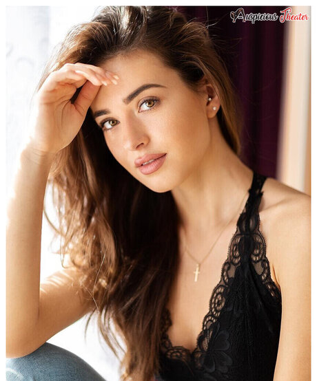 Izabela Ion adult star images