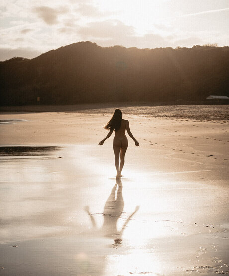 Alohalaia adult model photo