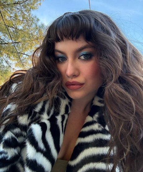 Sofia Reyes pornstar nude photos
