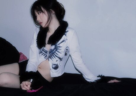 Lo3tus sex model photo