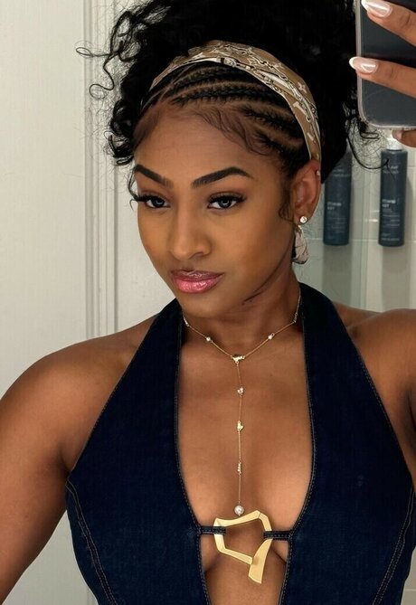 Deja Kelly exclusive pornstar pics