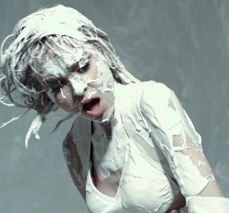 Sophie Powers exclusive actress image