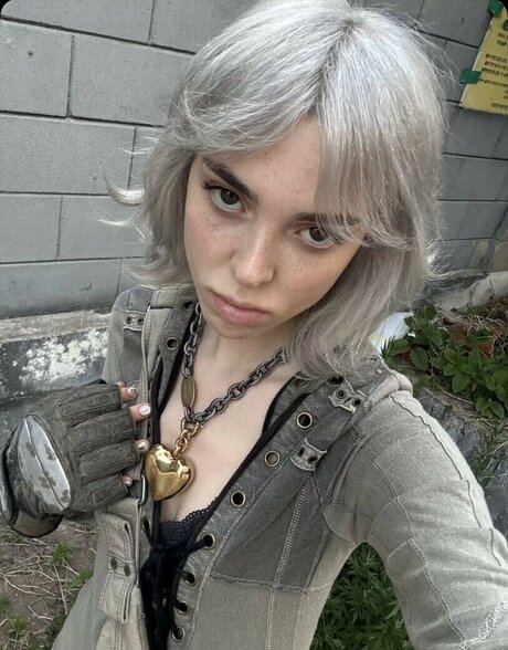 Sophie Powers model nude pictures