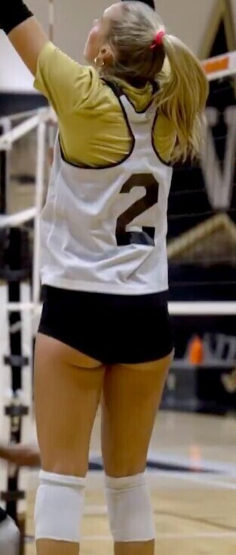 Taryn DeWese pornstar beautiful photos