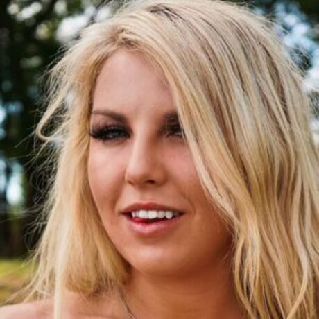 Sophie Swaney pornstar sex pics