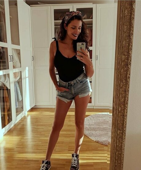 Nadine Menz star sex gallery