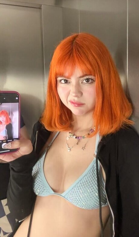 Vaniasse star nudes gallery