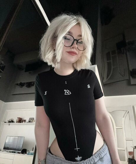 su ga r ik nude pornstar img