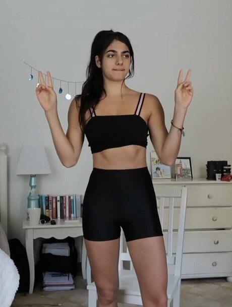 Cascina Caradonna hd actress pics