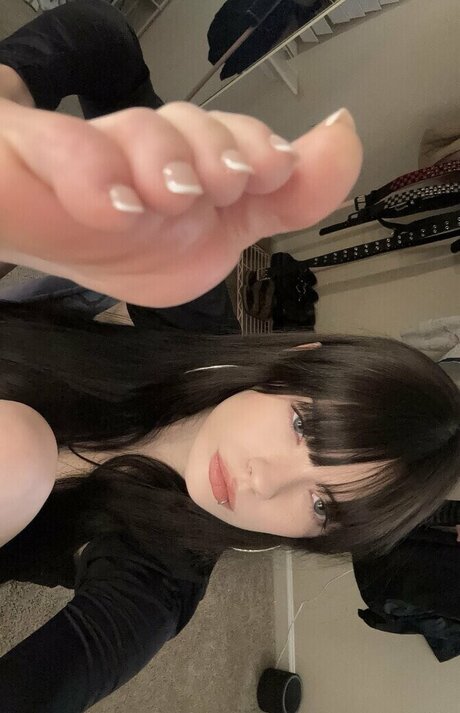 isizzly pornstar naked picture