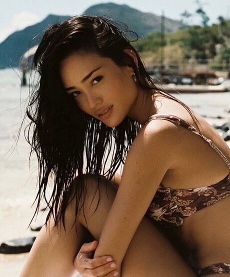 Elizabeth Wood profile image