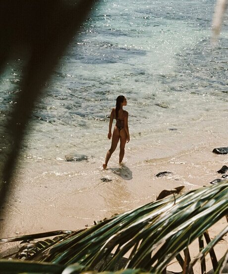 Elizabeth Wood adult model archive