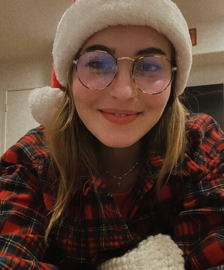 Cassie Claire model free pics