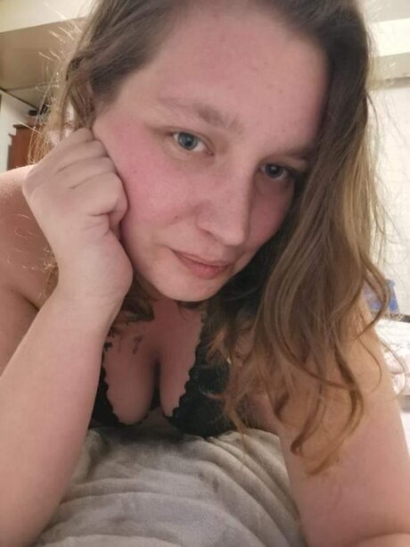 Bumble Bree porn actress img