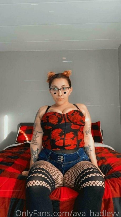 ava hadleyy nude model images