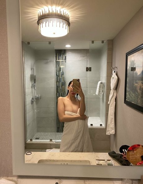 catlyn erotic pornstar picture