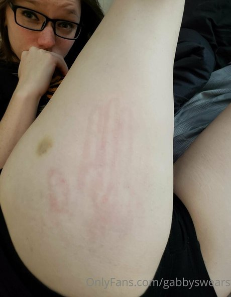 GabbySwears model adult archive