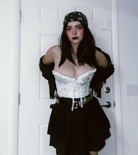 marcibell star hot pictures