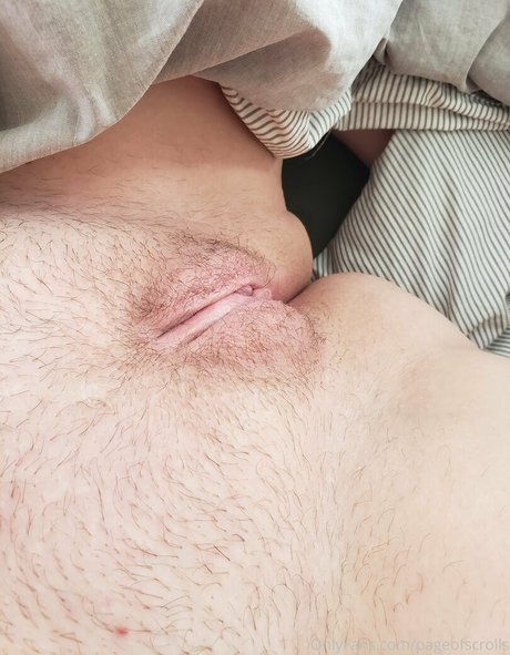 pageofscrolls pretty model image