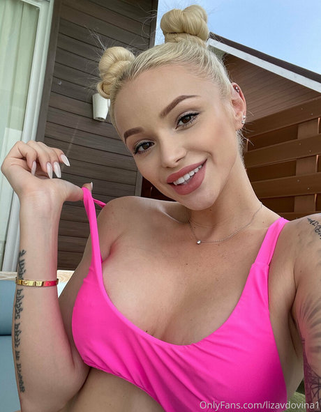 lizavdovina1 pornographic model photos