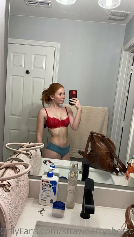 strawberryshortcakes420 model perfect img