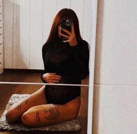 gelliii93_ pornstar adult image