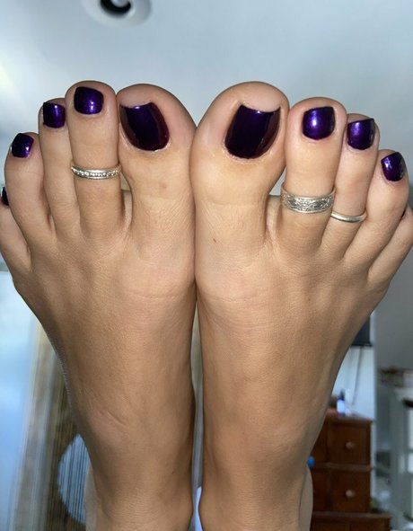 Perfect Mistress star adult pics