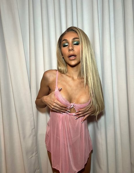 stassibelle thumbnail