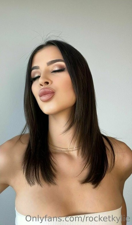 rocketkylie top actress photos