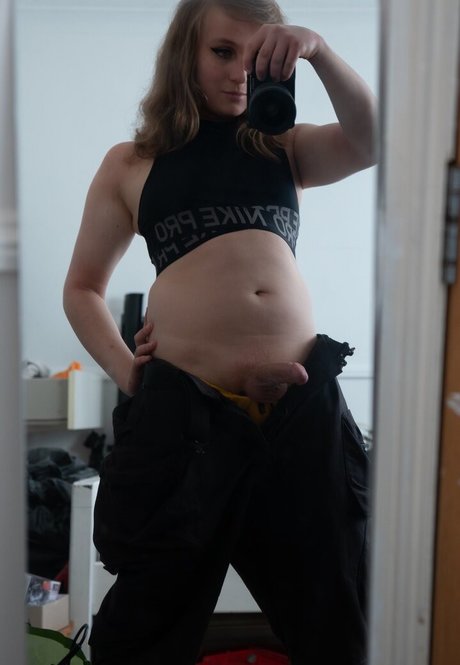 babycatzoey model pornographic galleries