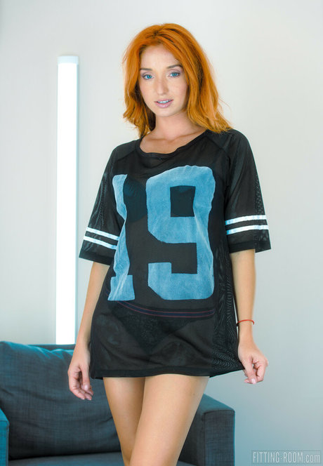 Fitting Room pornstar nice pictures