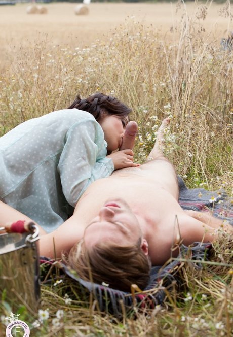 Ava Dalush star hd gallery