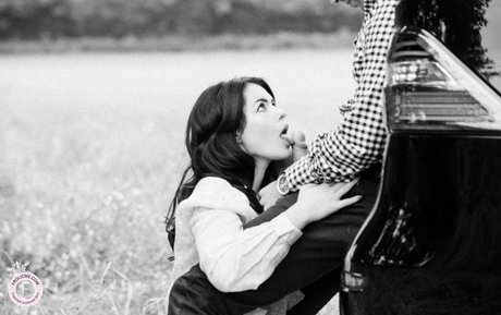 Ava Dalush model adult pictures