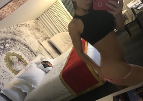 aidrafoxx pornstar nudes picture
