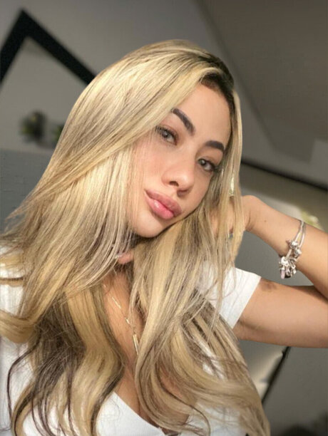 Jenna Robbie pornstar perfect img