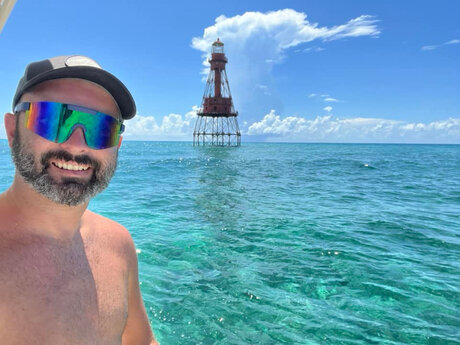 Island Boy erotic model archive