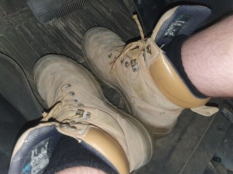 Tradie feet nudes model photo