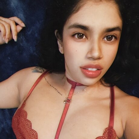 Angel Escarlata model hd photos