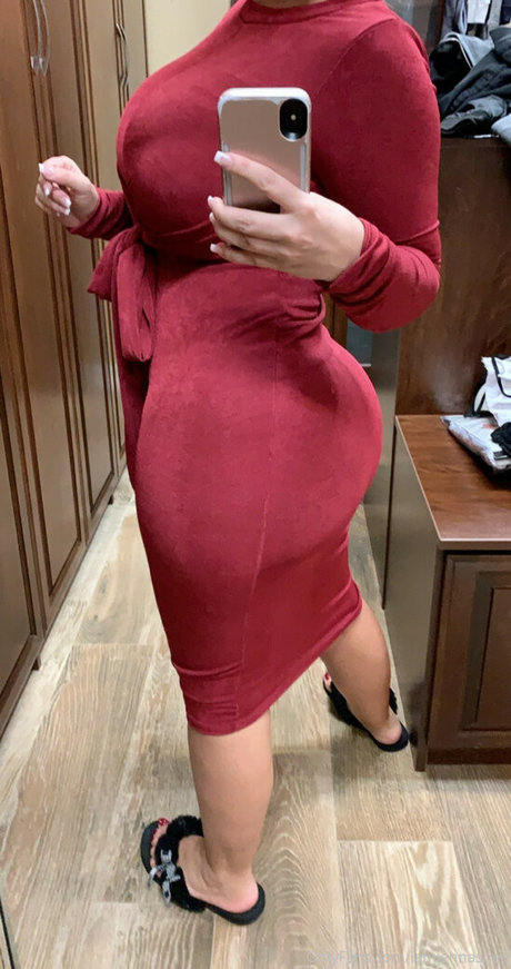 Iamjennashea model exclusive pictures