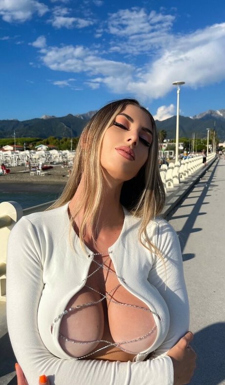 Eva Mentas pornstar sex image