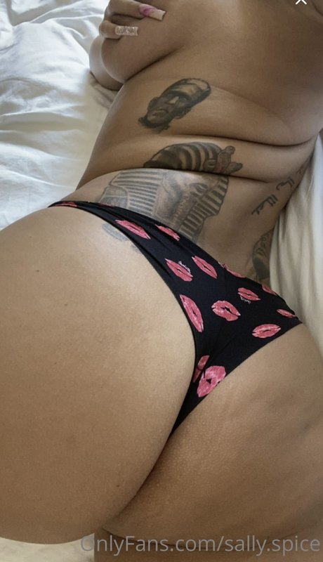 Sally Spice perfect pornstar img