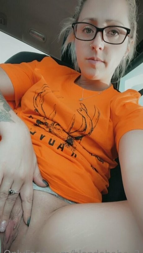 blondebabex2 high quality model photo