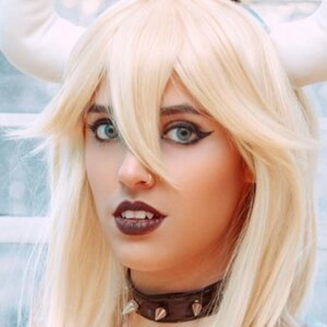 Camu Valoy model naked pic