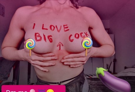 mywetkingdom best model pic