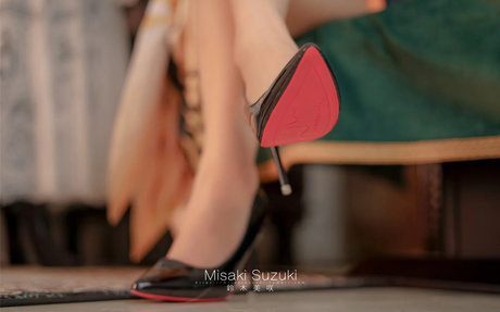 Misaki Suzuki art star archive