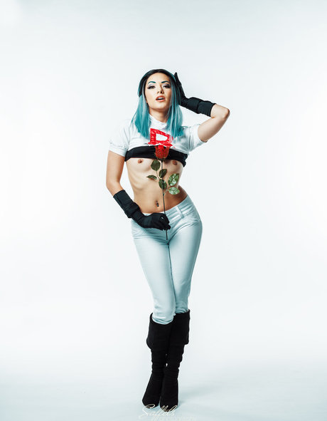 Joanie Brosas hd star image