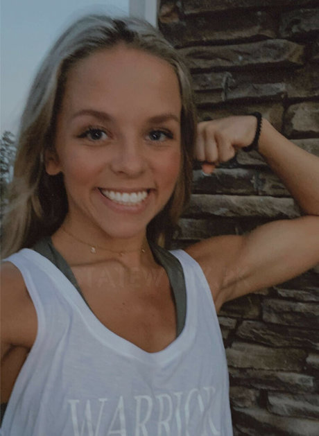 Allie Ross pornstar nude picture