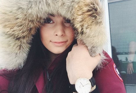 Logan Fabbro model hot images
